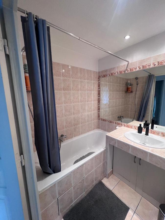 Appartement T2 Avec Jardin Prive, Piscine Et Barbecue Lorgues Exterior foto